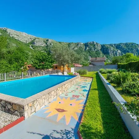 Holiday Harmony * Mostar